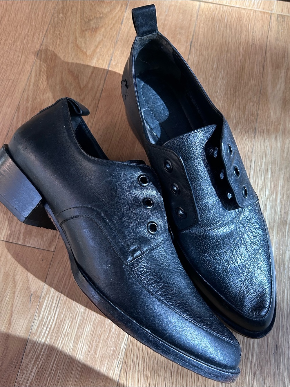 DKNY Vintage 90's Black Leather Minimal Pointy Donna Karan Oxfords 38.5